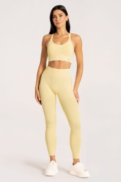 gym glamour push up tampres butter yellow